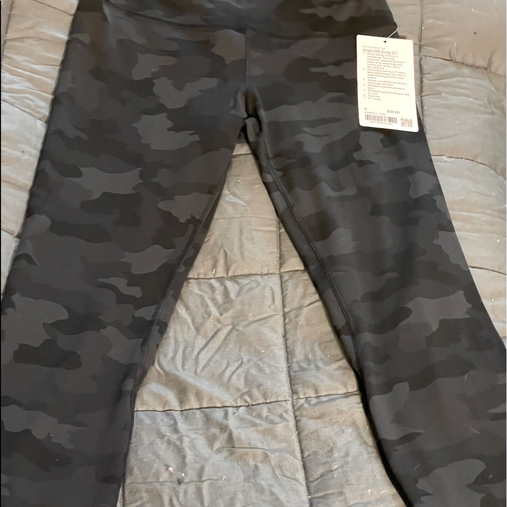 Lululemon Aline HR Crop 21”